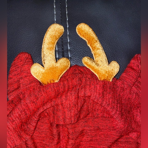 EUC Girls Christmas Reindeer Hoodie Size M (7-8) (2 for $15) - Picture 3 of 5